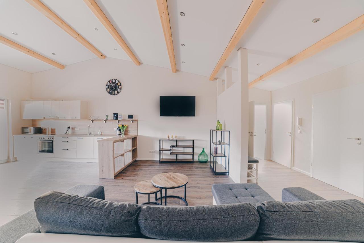 Grosse Ferienwohnung Mit Balkon Und Perfekter Lage Eggenthal Εξωτερικό φωτογραφία