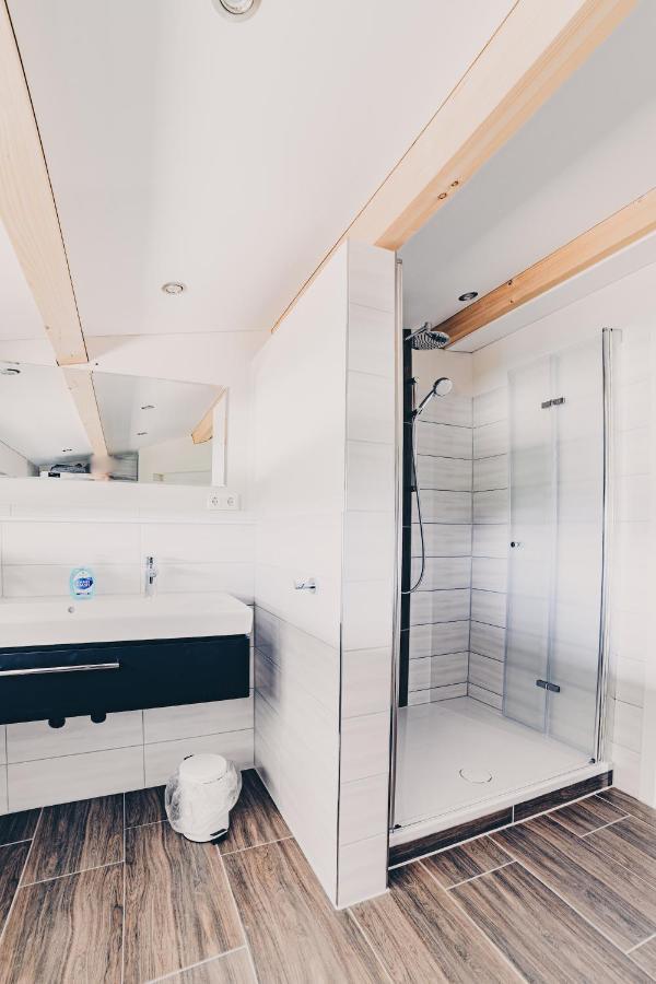 Grosse Ferienwohnung Mit Balkon Und Perfekter Lage Eggenthal Εξωτερικό φωτογραφία