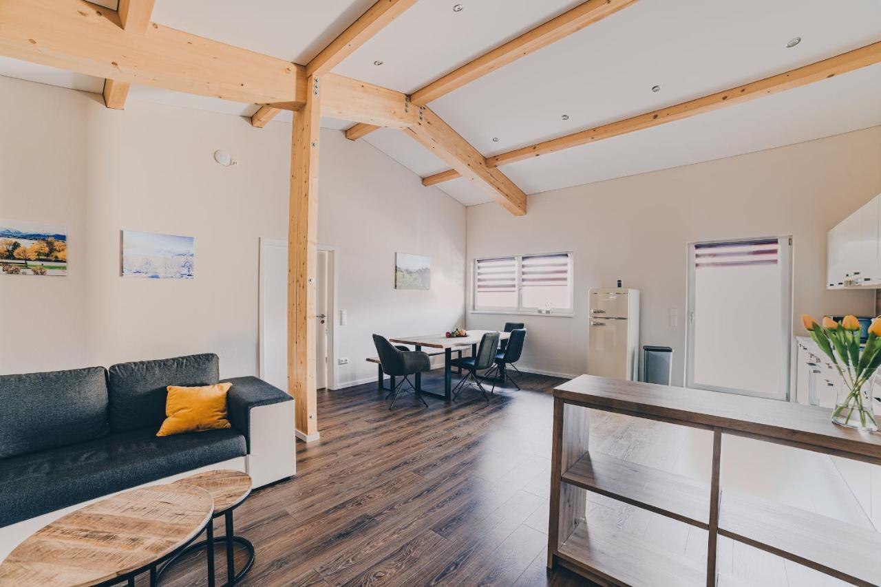 Grosse Ferienwohnung Mit Balkon Und Perfekter Lage Eggenthal Εξωτερικό φωτογραφία